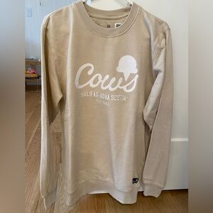BNWT Cows Crewneck Sweater